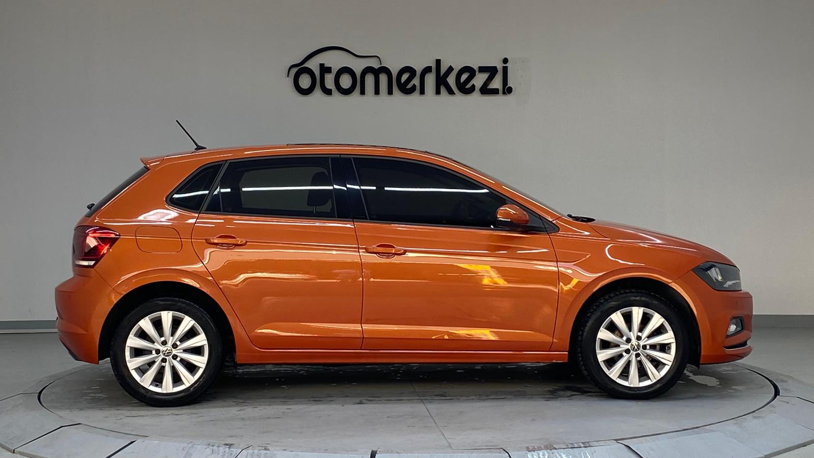 VOLKSWAGEN POLO 7